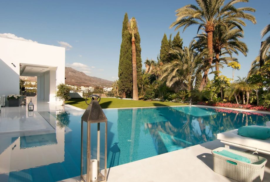 Magnificent 9 bedroom villa in Nueva Andalucia, Marbella
