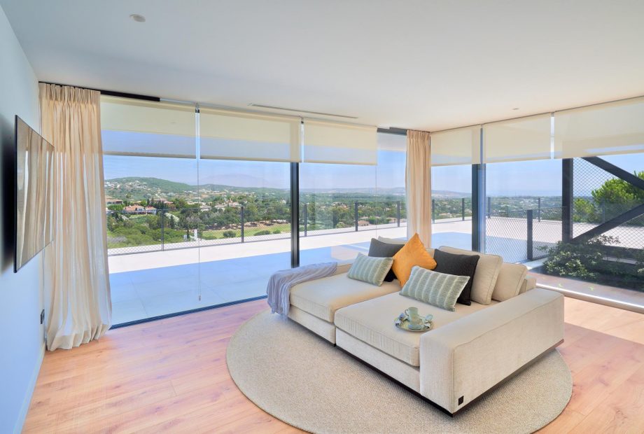 Spectacular modern villa with panoramic views