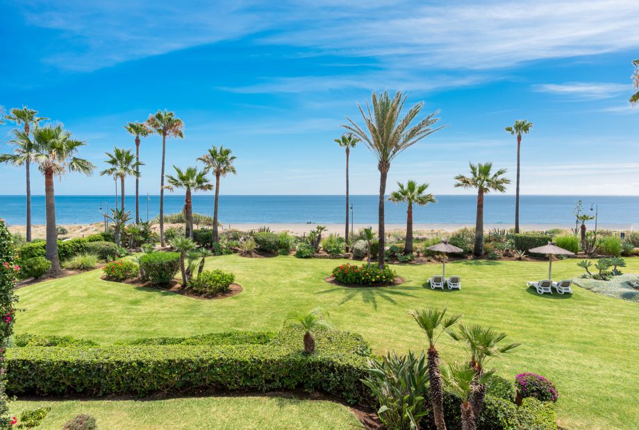 Prime Beachfront Living at Costalita del Mar: Modern Refurbished Apartment with Sweeping Sea Views and Exclusive Amenities