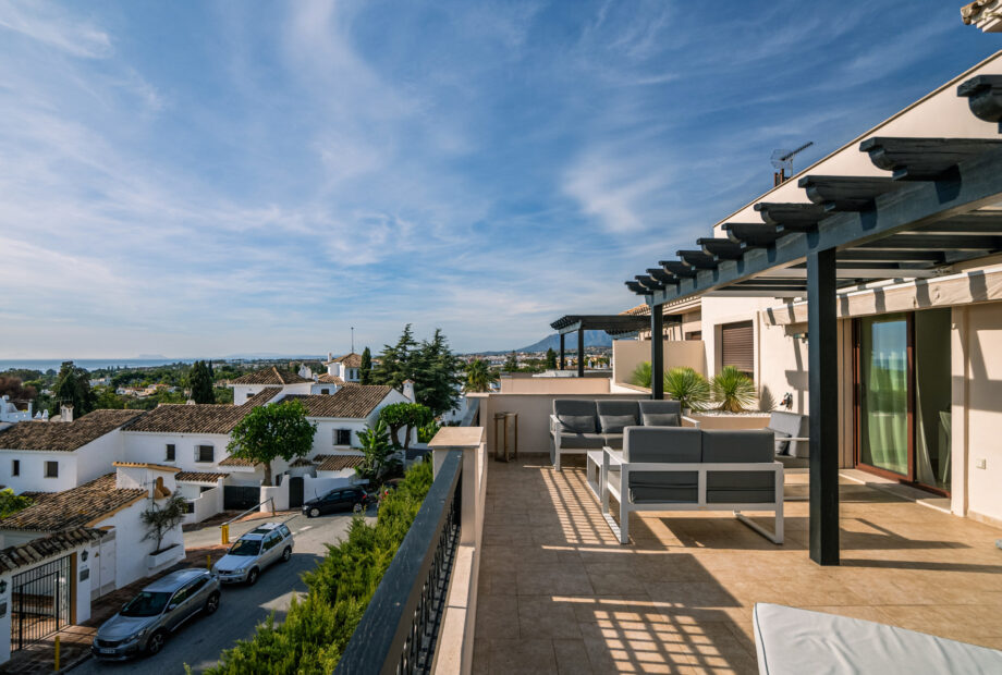 The Sky-Villa. Stunning views, great location. Medina De Banus, Nueva Andalucía, Marbella