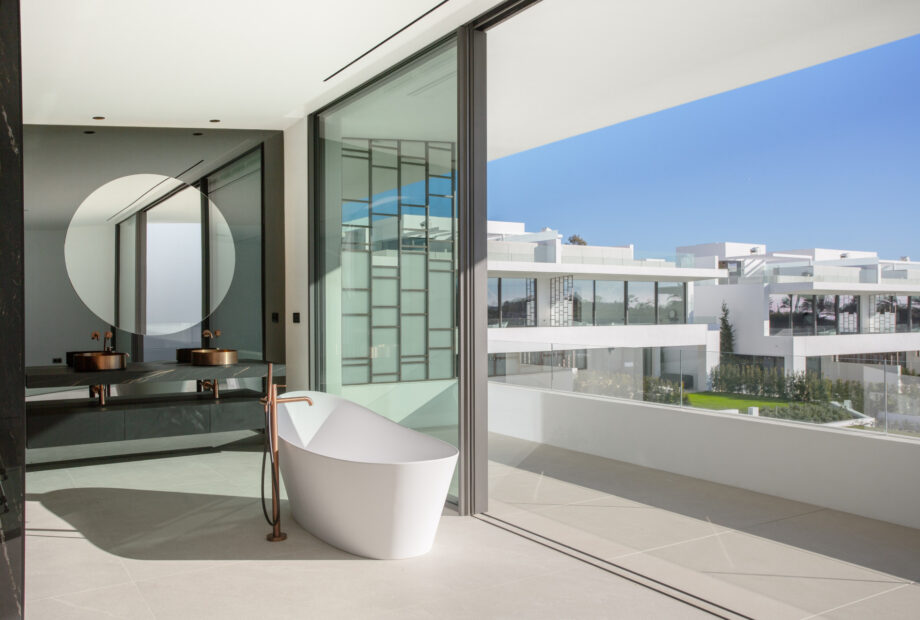 Vilas 12 Marbella – Vilas 8 & 5  – New Luxury Villas on The Golden Mile