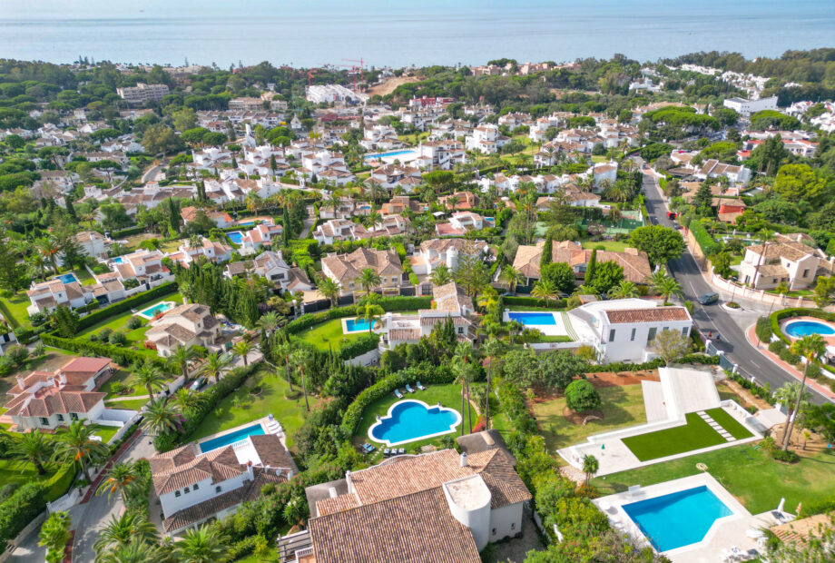Incredible south facing, six-bedroom villa located in a quiet residential area of Elviria with magnificent sea views