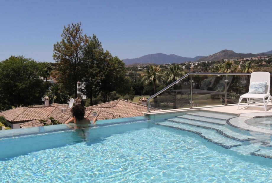 Stunning five-bedroom villa in the exclusive Golf Valley of Nueva Andalucia, Marbella